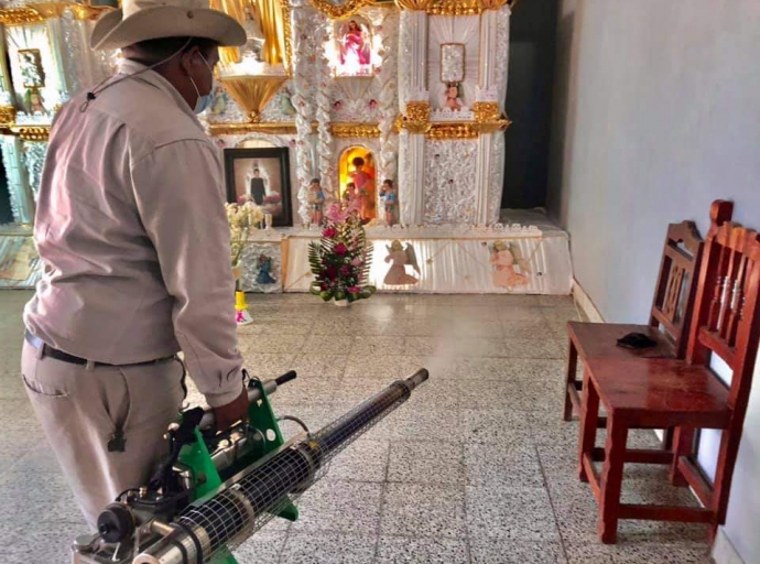 Higienizan ofrendas monumentales de Huaquechula 